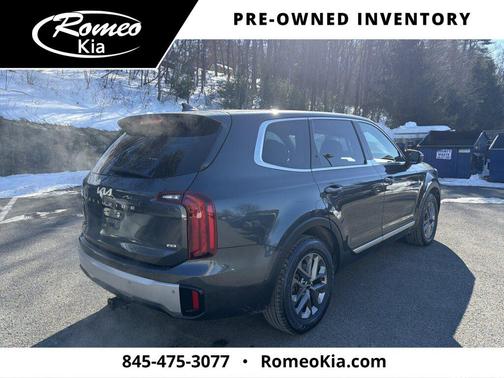 Gravity Gray 2024 Kia Telluride LX