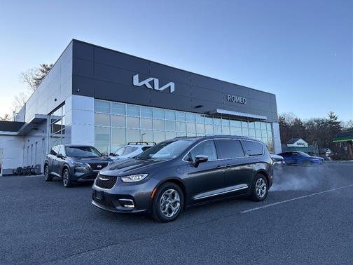 2021 Chrysler Pacifica Hybrid Limited