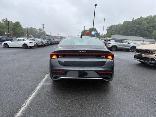 Gravity Gray 2024 Kia K5 EX