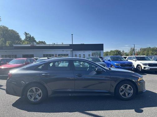 2022 Kia K5 LXS