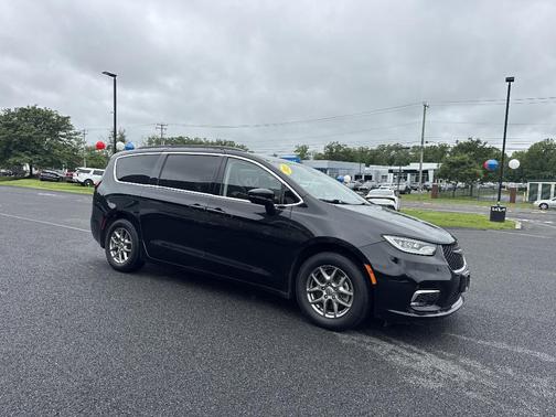 2021 Chrysler Pacifica Touring