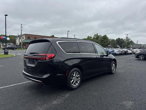 2021 Chrysler Pacifica Touring