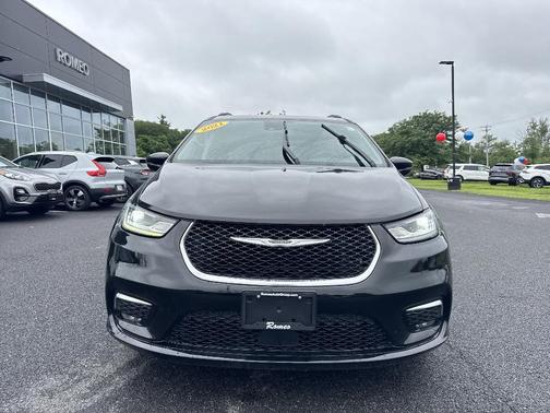 2021 Chrysler Pacifica Touring