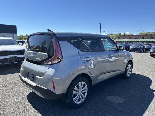 2023 Kia Soul LX