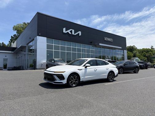 Serenity White 2025 Hyundai SONATA SEL