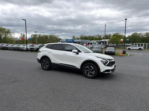 Snow White Pearl 2023 Kia Sportage Hybrid LX