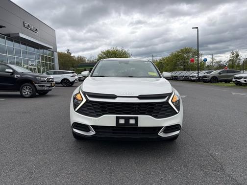 Snow White Pearl 2023 Kia Sportage Hybrid LX