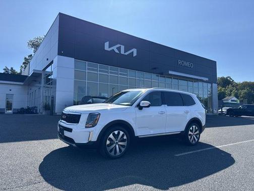 2022 Kia Telluride S