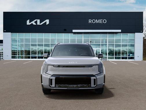 Wolf Gray/Ebony Black Roof 2026 Kia EV9 GT-Line