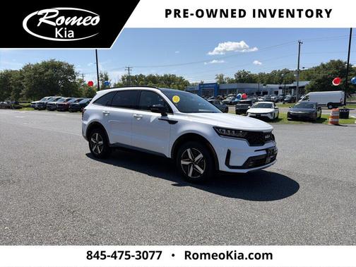 Glacial White Pearl 2023 Kia Sorento EX