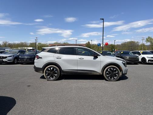 Wolf Gray 2023 Kia Sportage X-Line