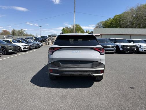 Wolf Gray 2023 Kia Sportage X-Line