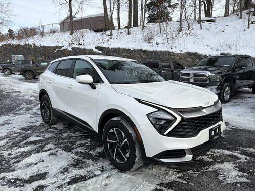 2023 Kia Sportage Hybrid LX