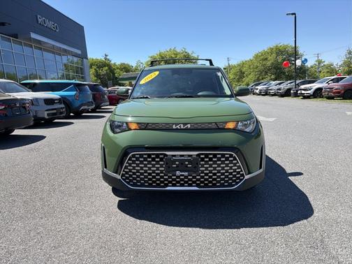 Undercover Green 2023 Kia Soul EX