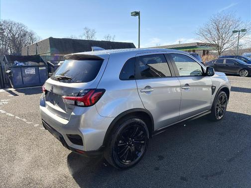2025 Mitsubishi Outlander Sport 2.0 LE