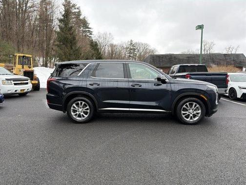 2022 Hyundai PALISADE SE