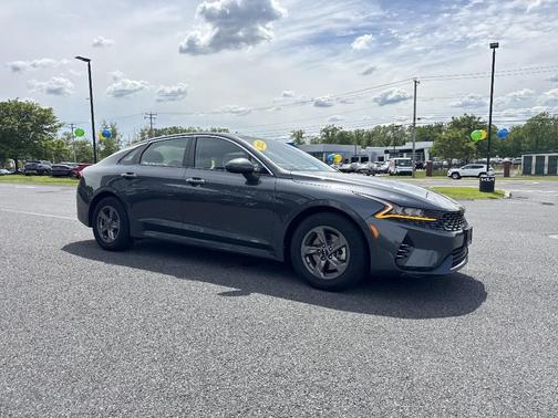 2022 Kia K5 LXS