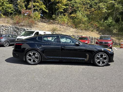 2021 Kia Stinger GT-Line