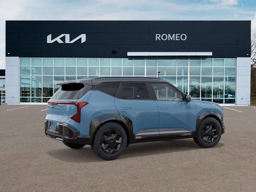 Frost Blue 2027 Kia Seltos X-Line S
