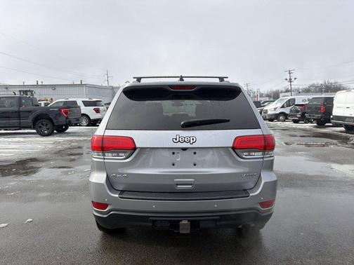 Billet Silver Metallic Clearcoat 2019 Jeep Grand Cherokee Laredo