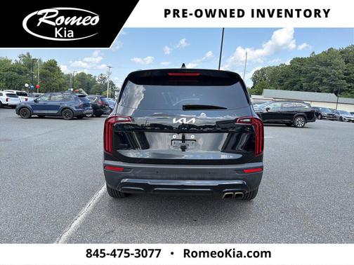 Ebony Black 2022 Kia Telluride EX