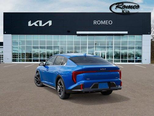 2025 Kia K4 GT-Line