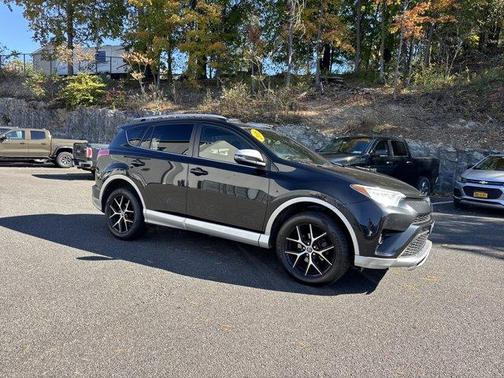 2016 Toyota RAV4 SE