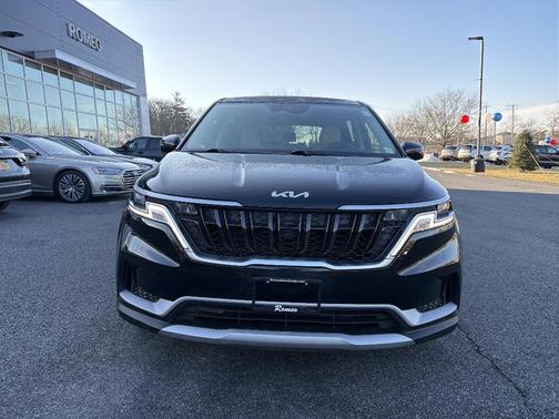 2022 Kia Carnival LXS