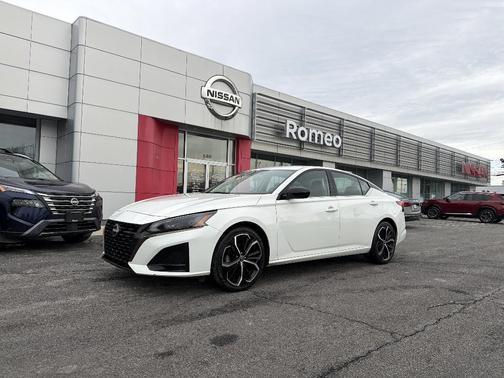 2024 Nissan Altima 2.5 SR
