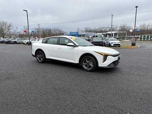 2025 Kia K4 