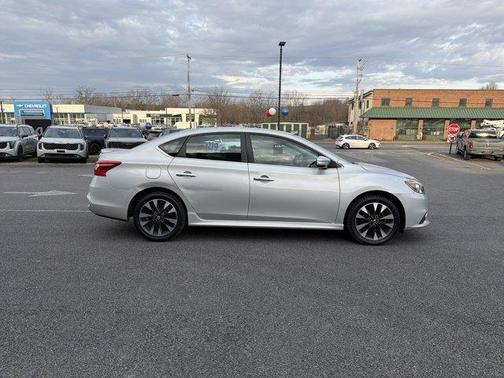 2016 Nissan Sentra SR