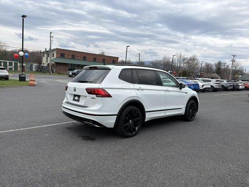 2020 Volkswagen Tiguan 2.0T SE R-Line Black