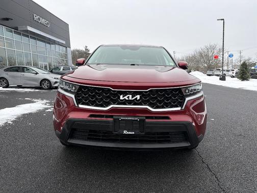 2022 Kia Sorento LX