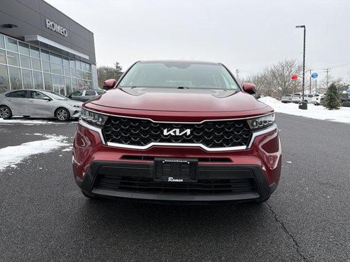 2022 Kia Sorento LX