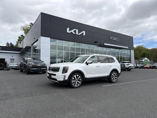Snow White Pearl 2020 Kia Telluride S