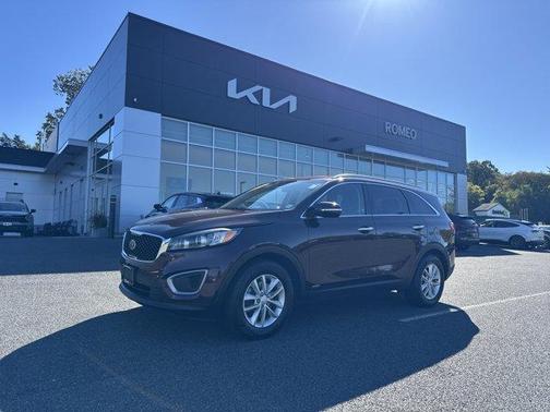 2016 Kia Sorento LX