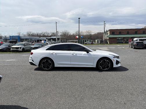 Glacial White Pearl 2023 Kia K5 GT-Line