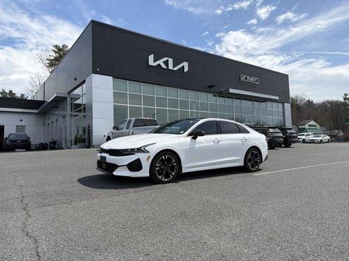 Glacial White Pearl 2023 Kia K5 GT-Line