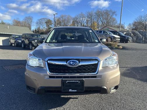 2015 Subaru Forester 2.5i