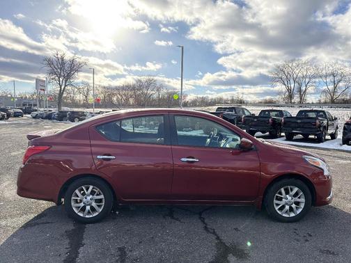2018 Nissan Versa 1.6 SV