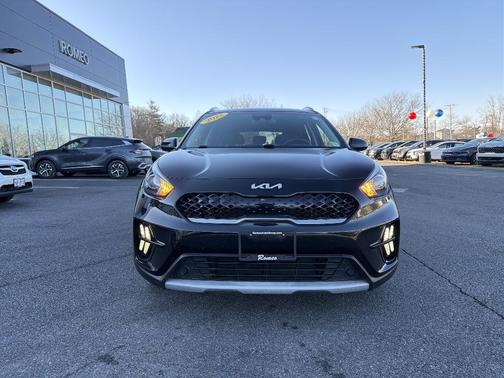 2022 Kia Niro LXS SE