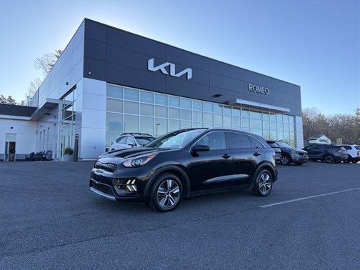 2022 Kia Niro LXS SE
