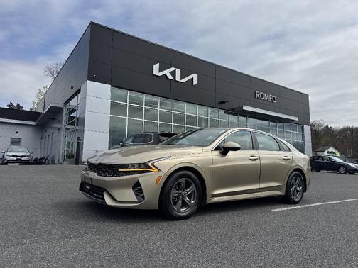 2021 Kia K5 LXS
