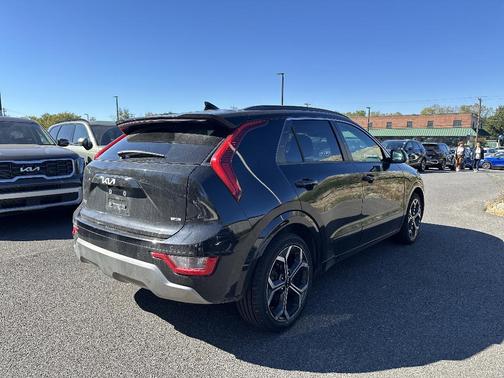 2023 Kia Niro EX Touring