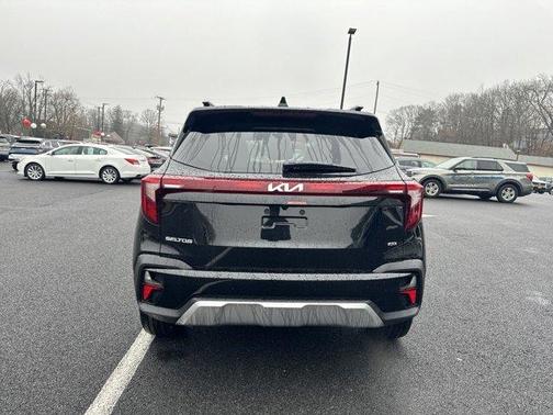 2024 Kia Seltos SX
