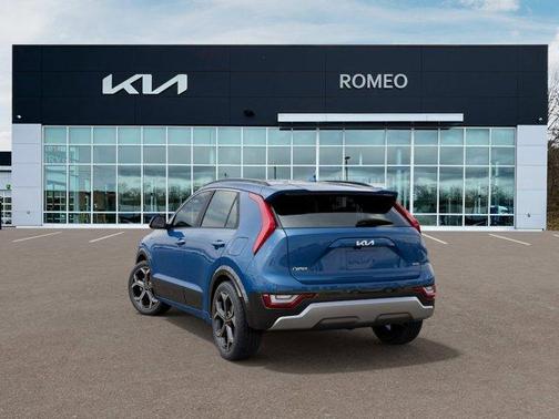 2024 Kia Niro Plug-In Hybrid SX Touring