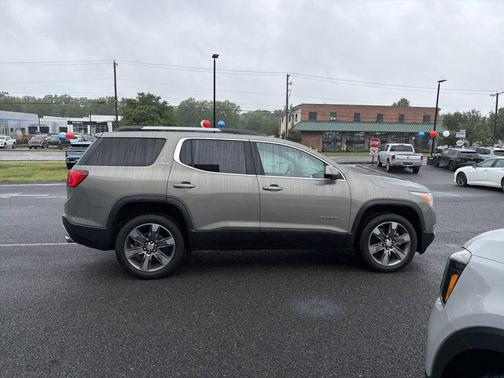 Pepperdust Metallic 2019 GMC Acadia SLT-2