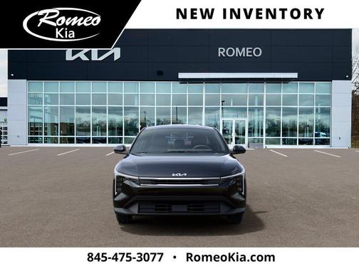 Aurora Black Pearl 2026 Kia K4 LXS