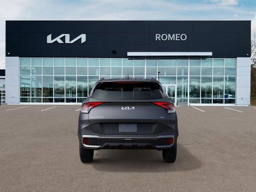 Shadow Matte Gray 2025 Kia Sportage Plug-In Hybrid X-Line Prestige