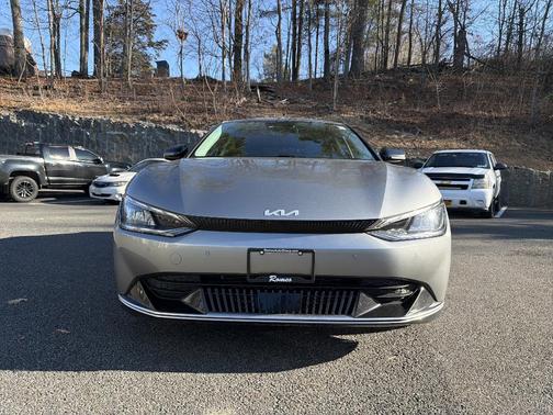 2022 Kia EV6 Wind